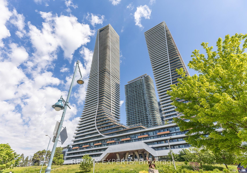 30-shore-breeze-drive-etobicoke-ontario-w13464452