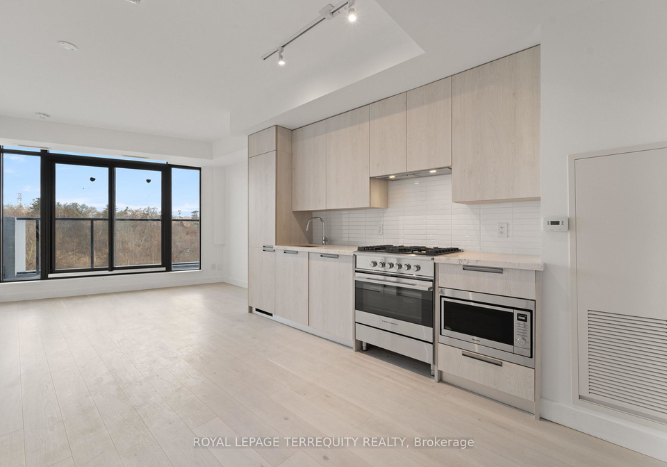 160-kingsway-crescent-etobicoke-ontario-w13464688