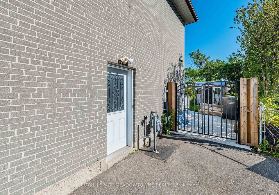 2155-pashak-court-mississauga-ontario-w13464792
