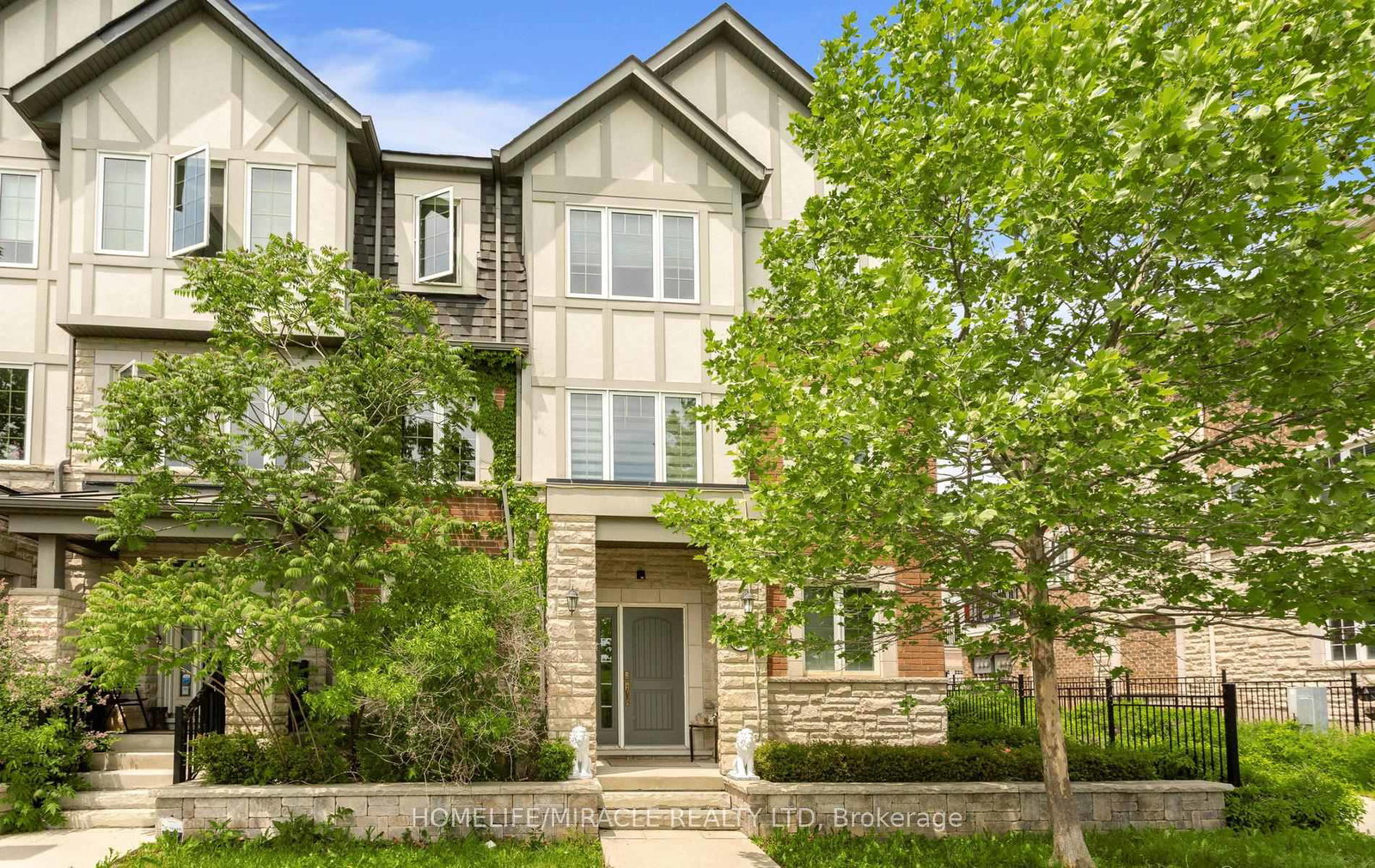 3002-preserve-drive-oakville-ontario-w13464808
