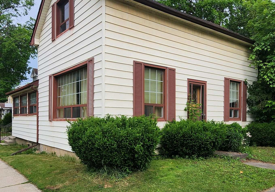 99-church-street-e-halton-hills-ontario-w13464902