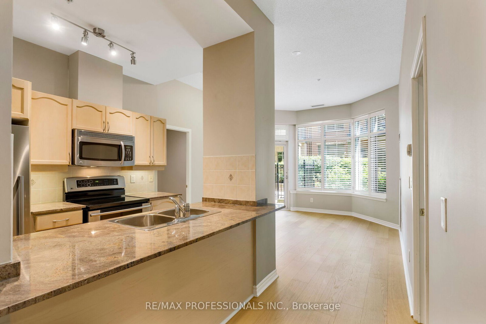 350-princess-royal-drive-mississauga-ontario-w13464954