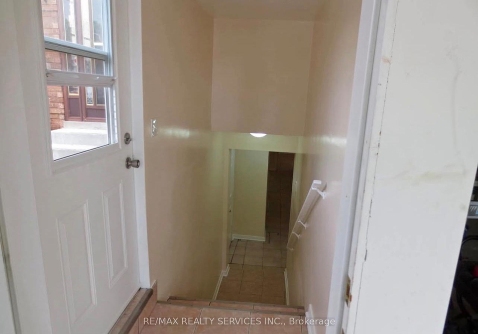 3311-pilcom-crescent-mississauga-ontario-w13464966