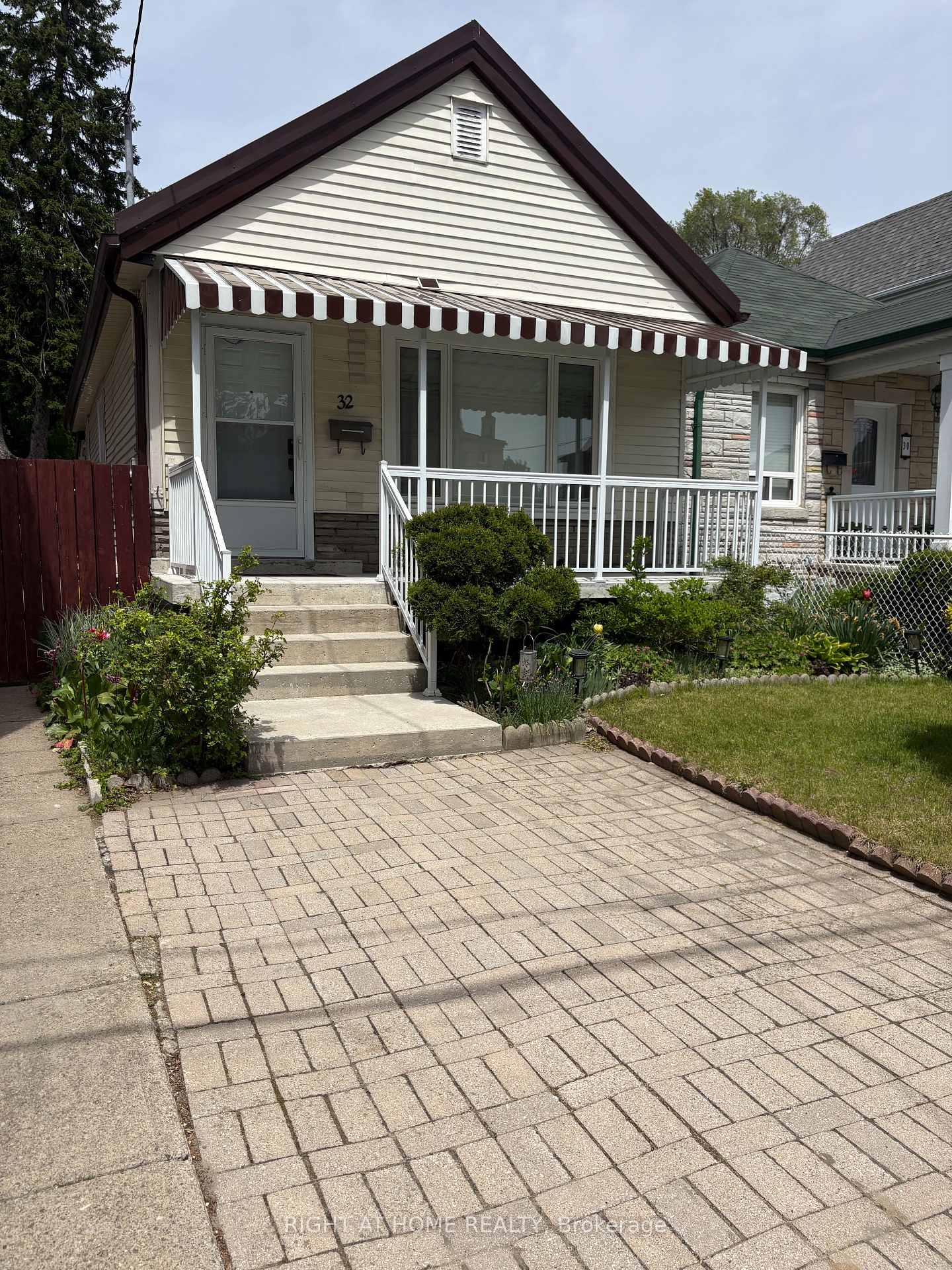 32-florence-crescent-toronto-ontario-w13464976
