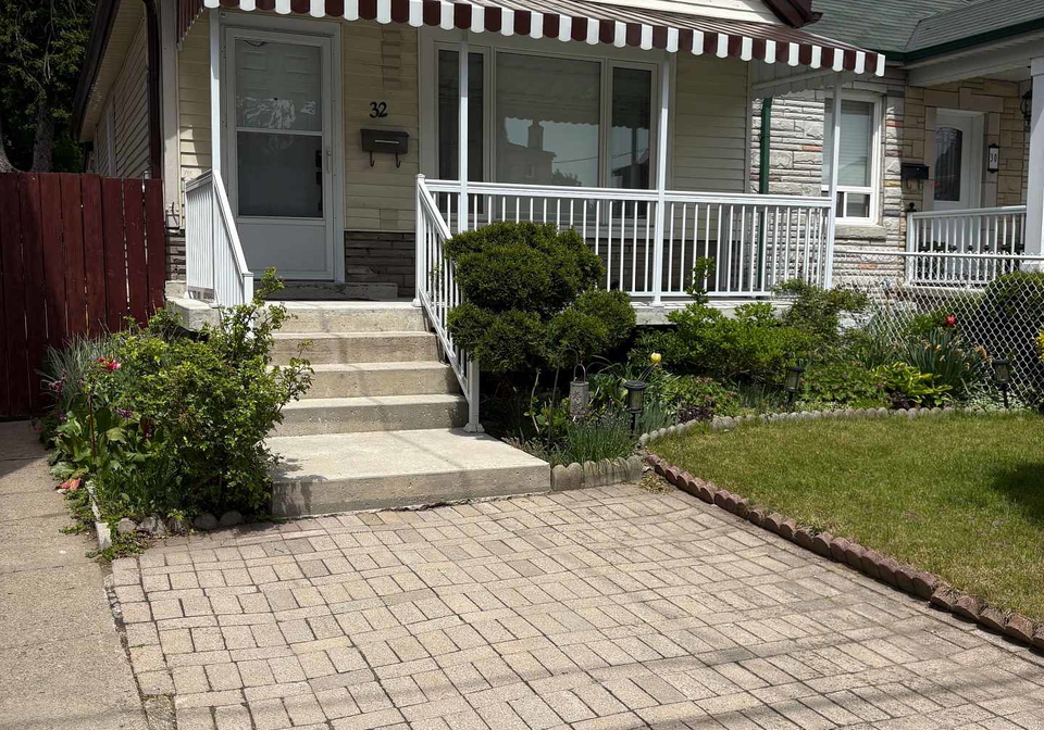 32-florence-crescent-toronto-ontario-w13464976