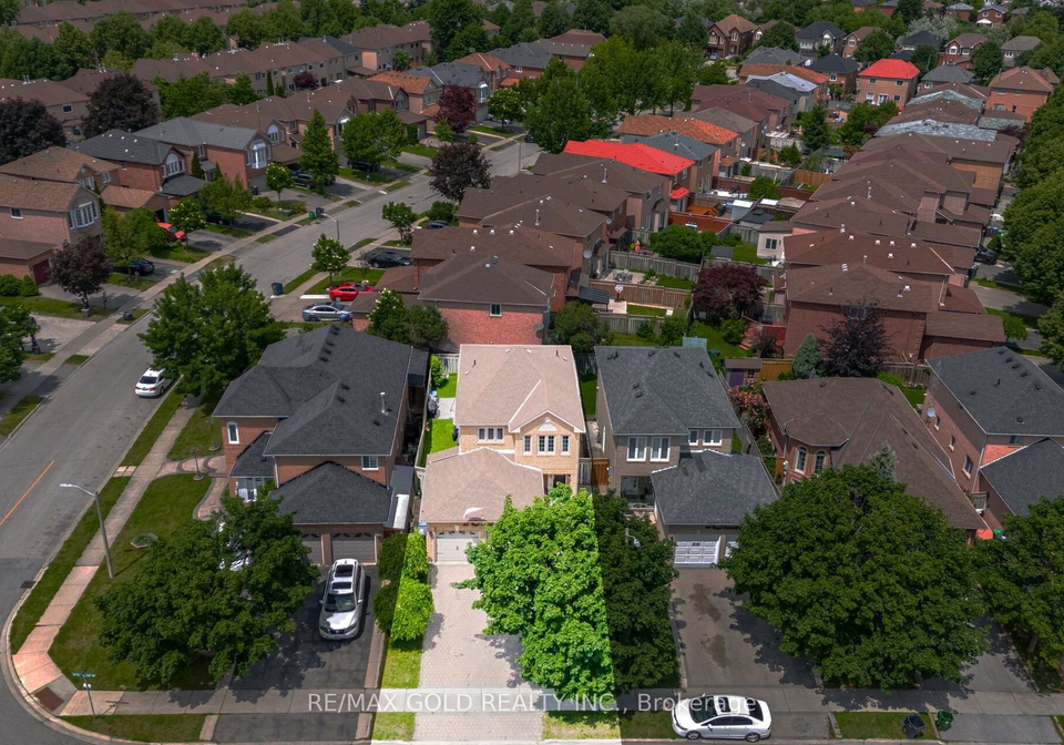 143-royal-orchard-drive-brampton-ontario-w13465188