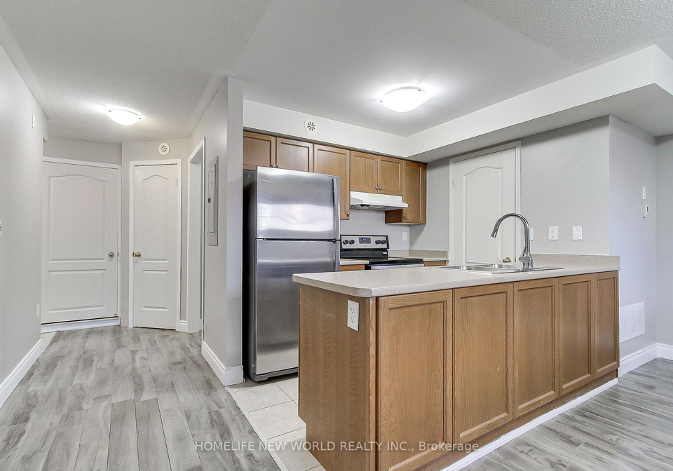 13isaac-devins-boulevard-york-ontario-w13465576