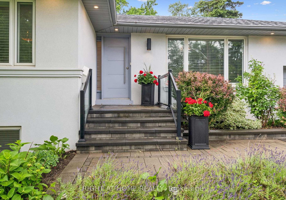 2486-edenhurst-drive-mississauga-ontario-w13465670