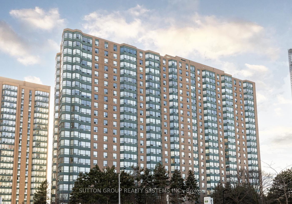 135-hillcrest-avenue-mississauga-ontario-w13465716