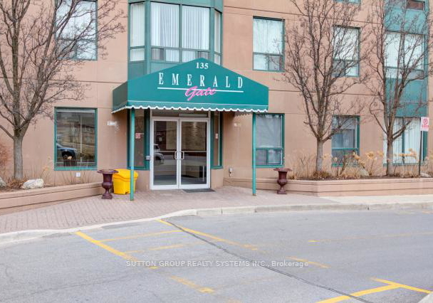 135-hillcrest-avenue-mississauga-ontario-w13465716