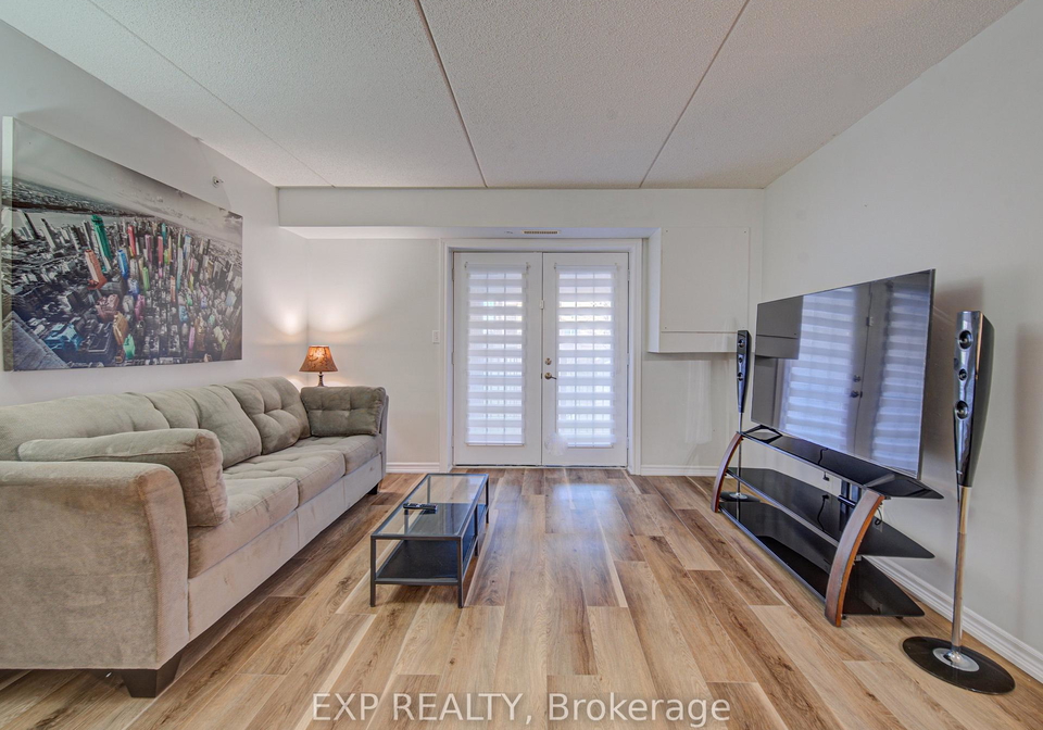 1490-bishops-gate-oakville-ontario-w13465798