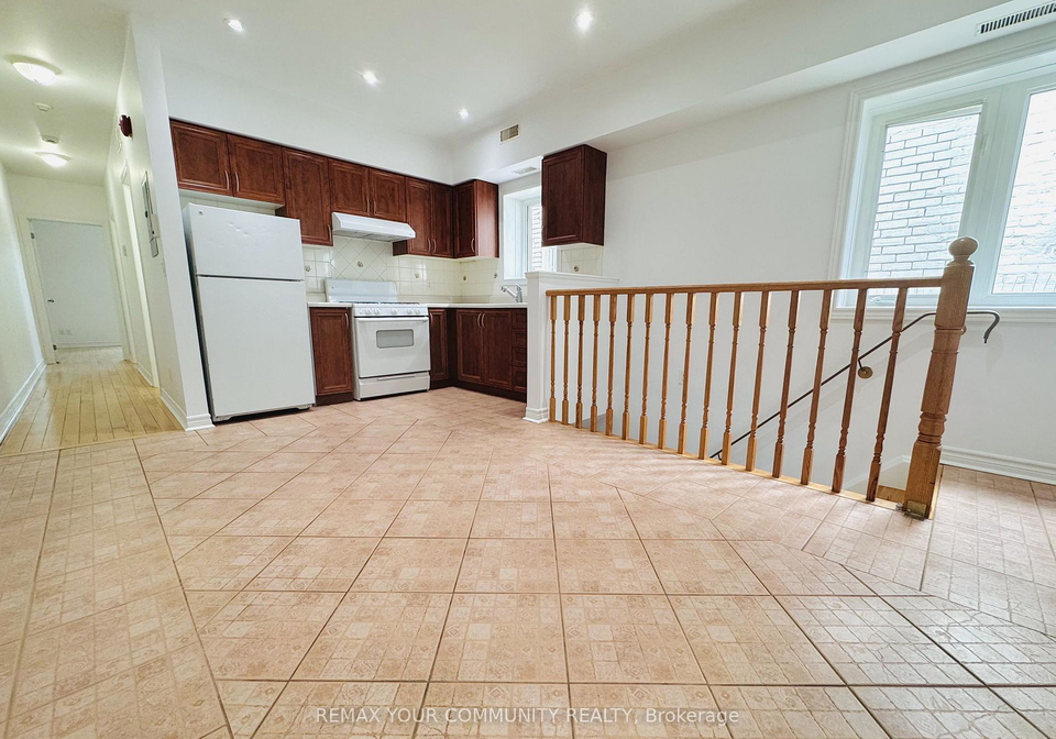 2415-dundas-street-w-toronto-ontario-w13465910