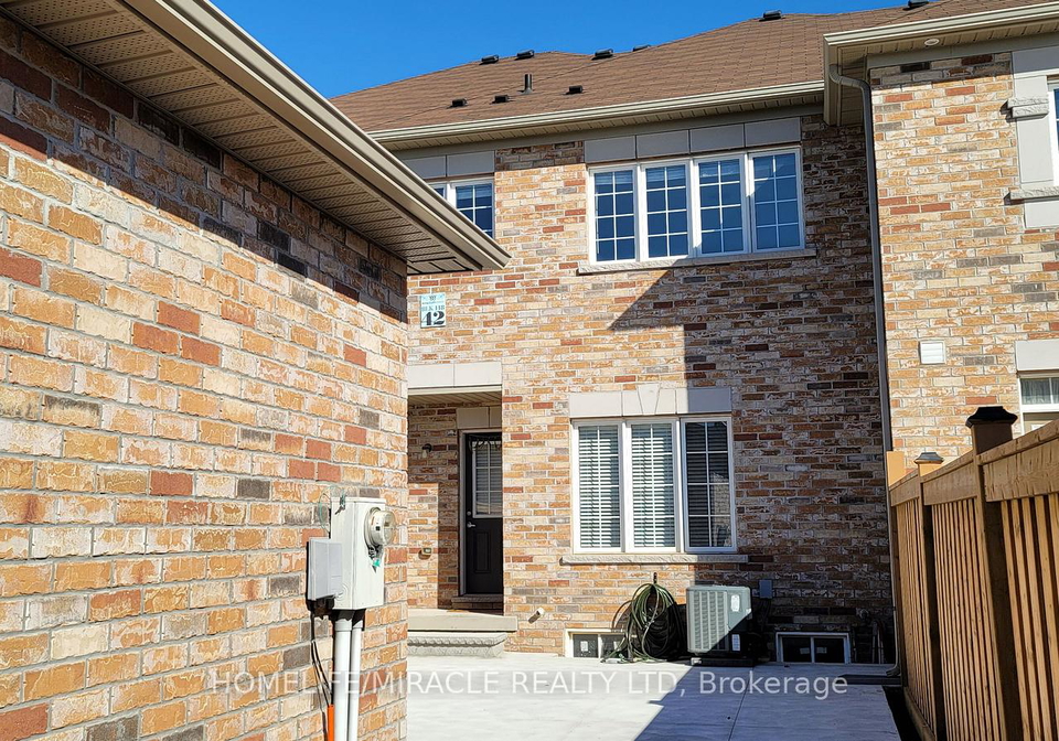 74-hatton-court-brampton-ontario-w13466214