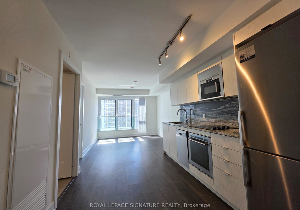5-mabelle-avenue-etobicoke-ontario-w13466472