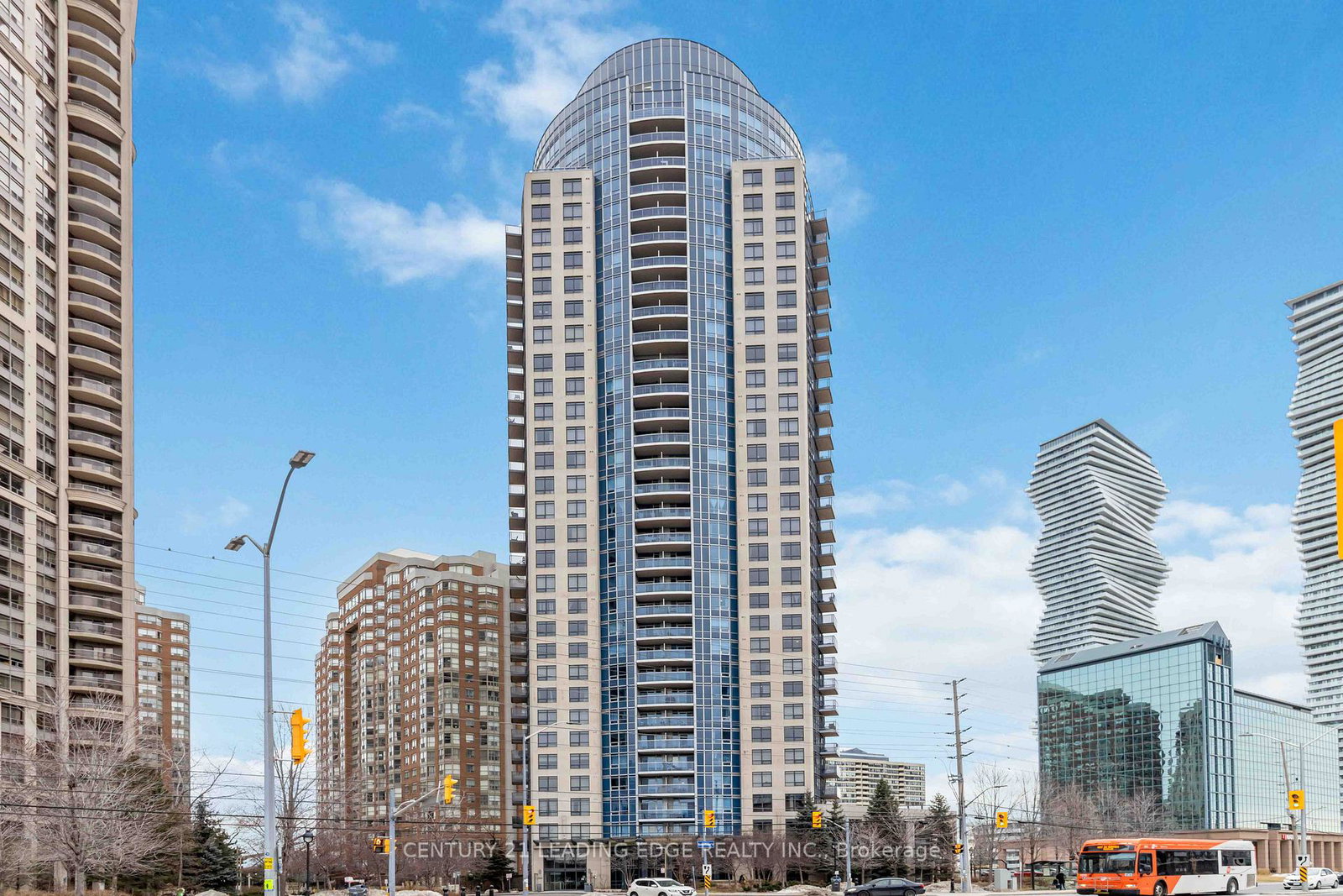 330-burnhamthorpe-road-w-mississauga-ontario-w13466476