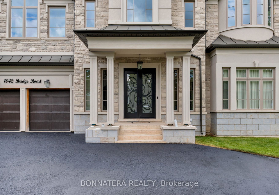 1042-bridge-road-oakville-ontario-w13466488