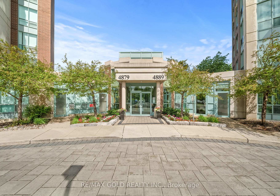 4889-kimbermount-avenue-mississauga-ontario-w13466514