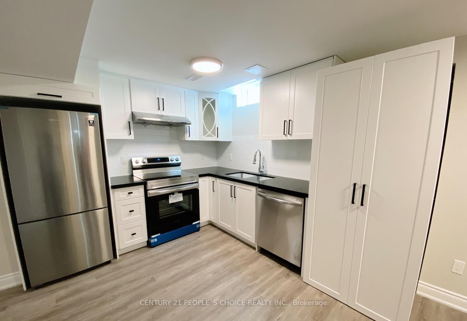 922-silverthorn-mill-avenue-mississauga-ontario-w13466598