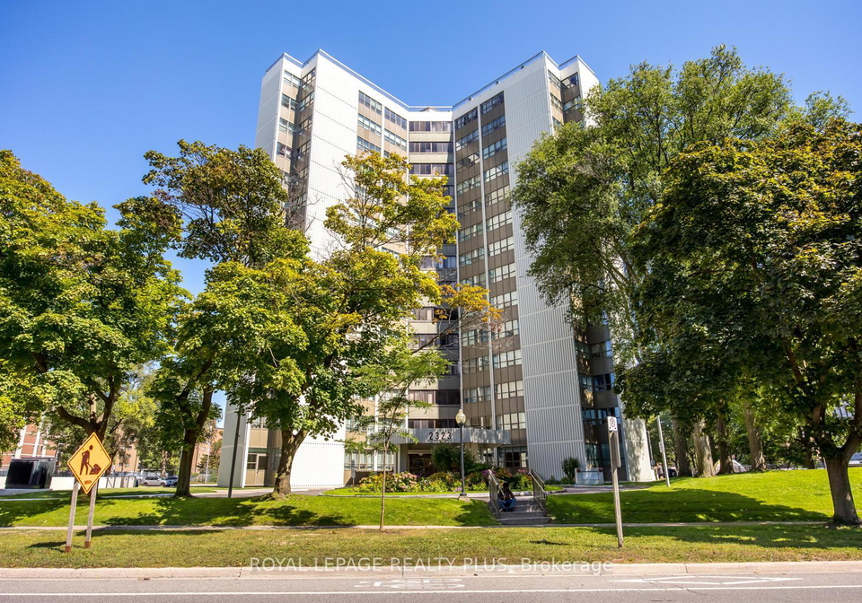 2323-confederation-parkway-mississauga-ontario-w13466686