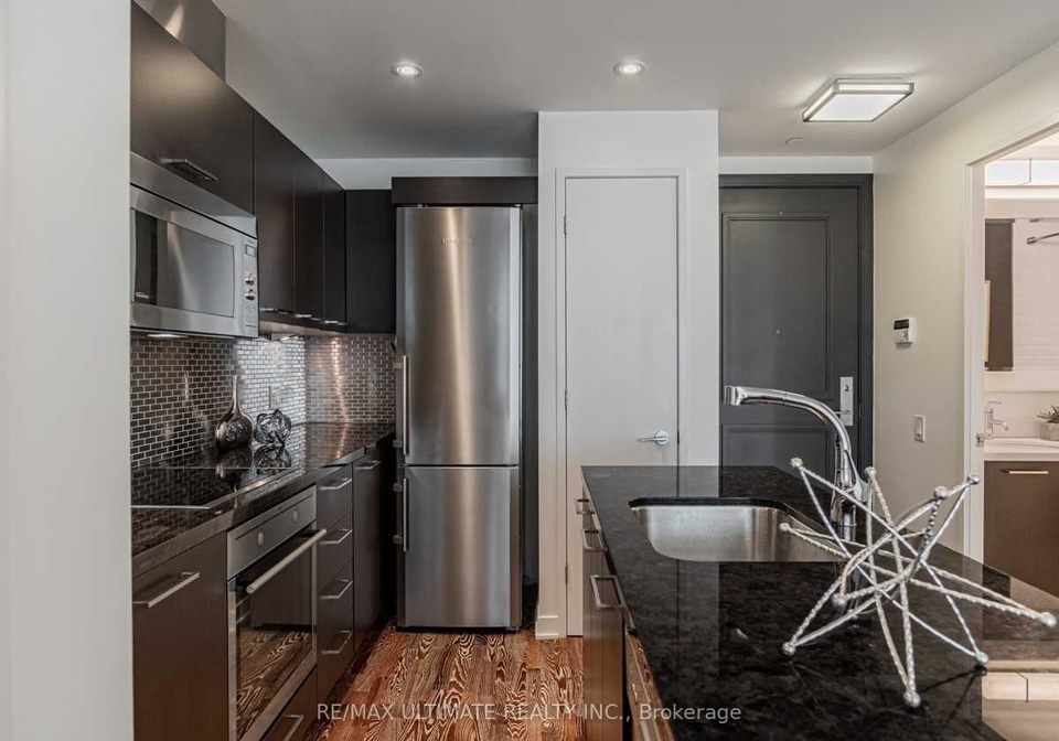 90-park-lawn-road-etobicoke-ontario-w13467112