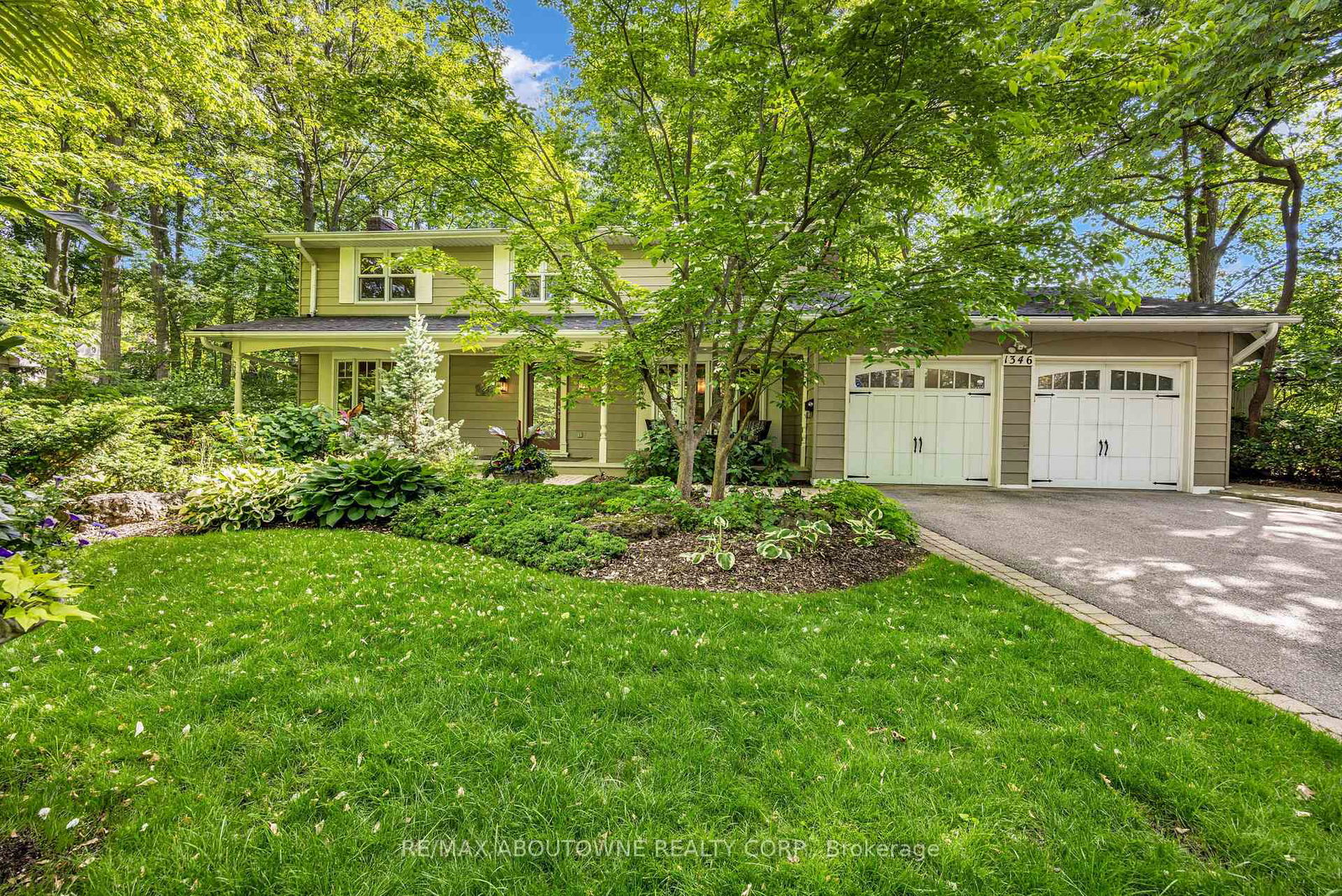 1346-whiteoaks-avenue-mississauga-ontario-w13467202