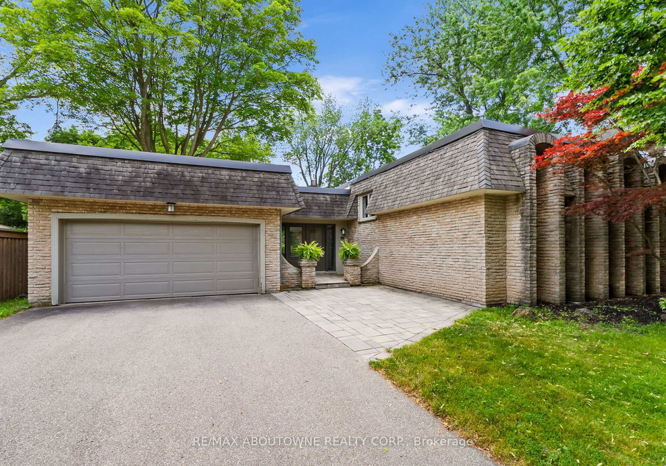 166-castle-crescent-oakville-ontario-w13467314
