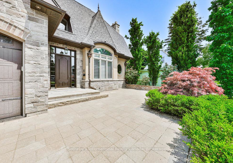 1035-truman-avenue-oakville-ontario-w13467376