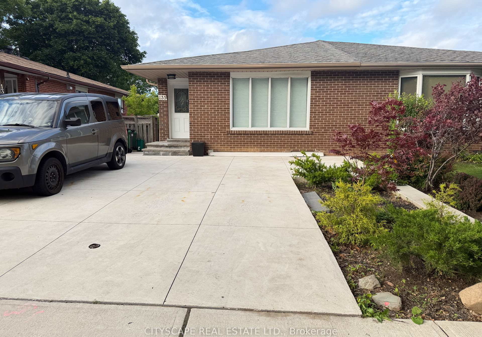 135-bonham-bsmt-boulevard-mississauga-ontario-w13467404