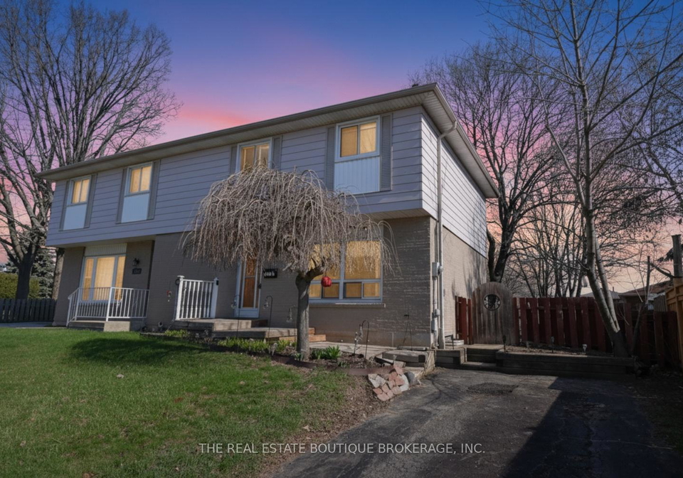 1345-colonsay-drive-e-burlington-ontario-w13467534