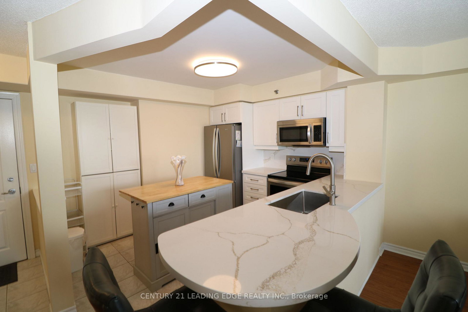 4640-kimbermount-avenue-mississauga-ontario-w13467638