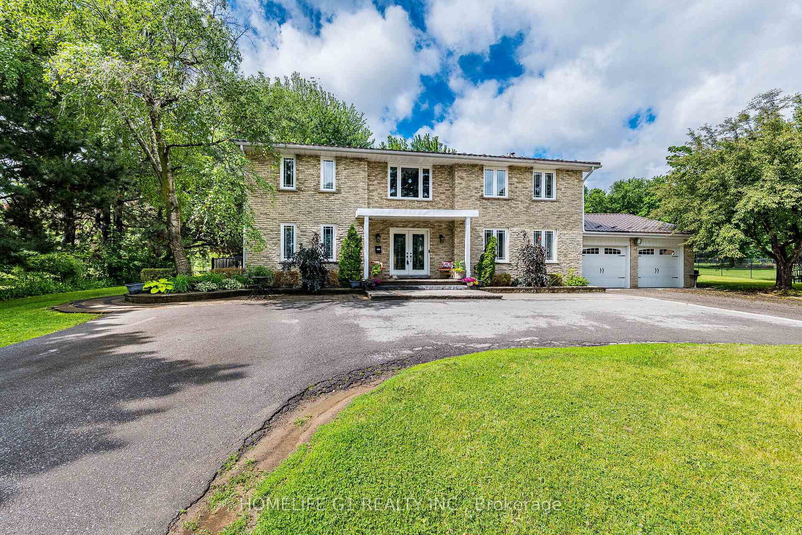 17-crescent-hills-drive-s-brampton-ontario-w13467702