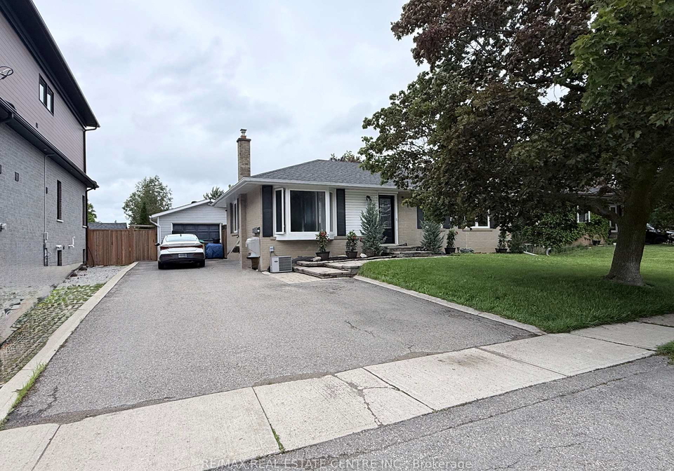 18-mackenzie-drive-halton-hills-ontario-w13467764
