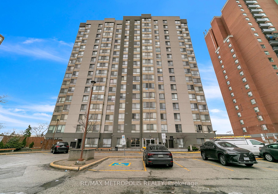2470-eglinton-avenue-w-north-york-ontario-w13467820