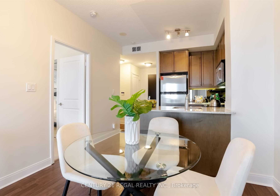 50-absolute-avenue-mississauga-ontario-w13467930
