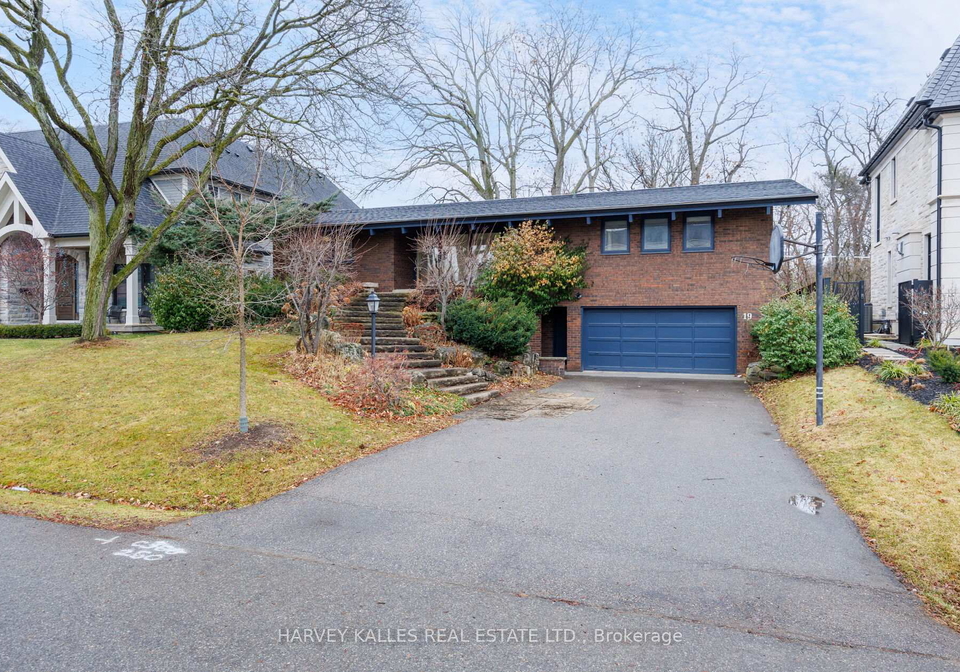 19-blair-athol-crescent-etobicoke-ontario-w13468054