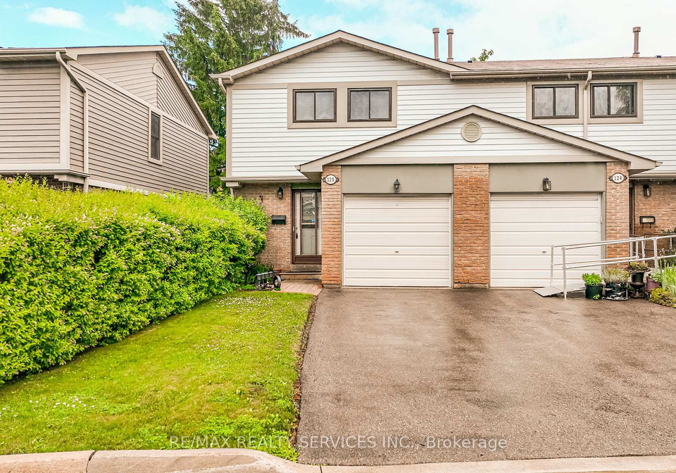 ashton-crescent-brampton-ontario-w13468230