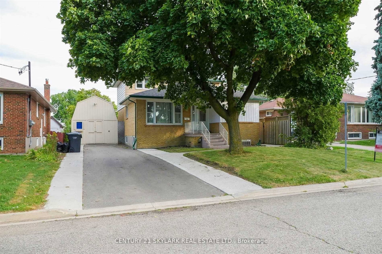 35-cumberland-drive-brampton-ontario-w13468252