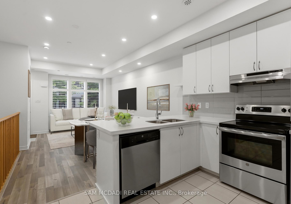 2285-mcnab-lane-mississauga-ontario-w13468376