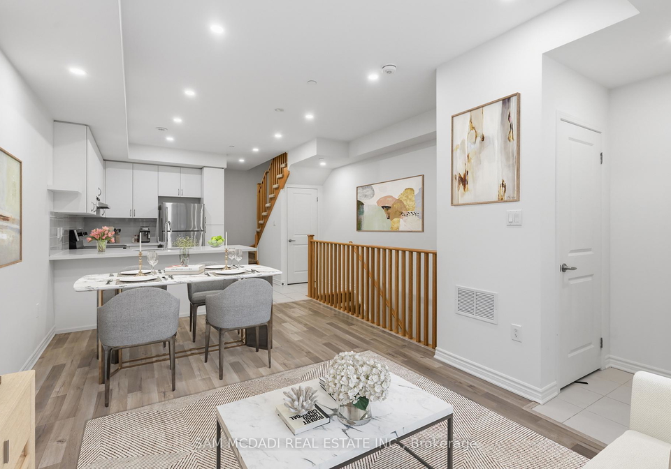2285-mcnab-lane-mississauga-ontario-w13468376
