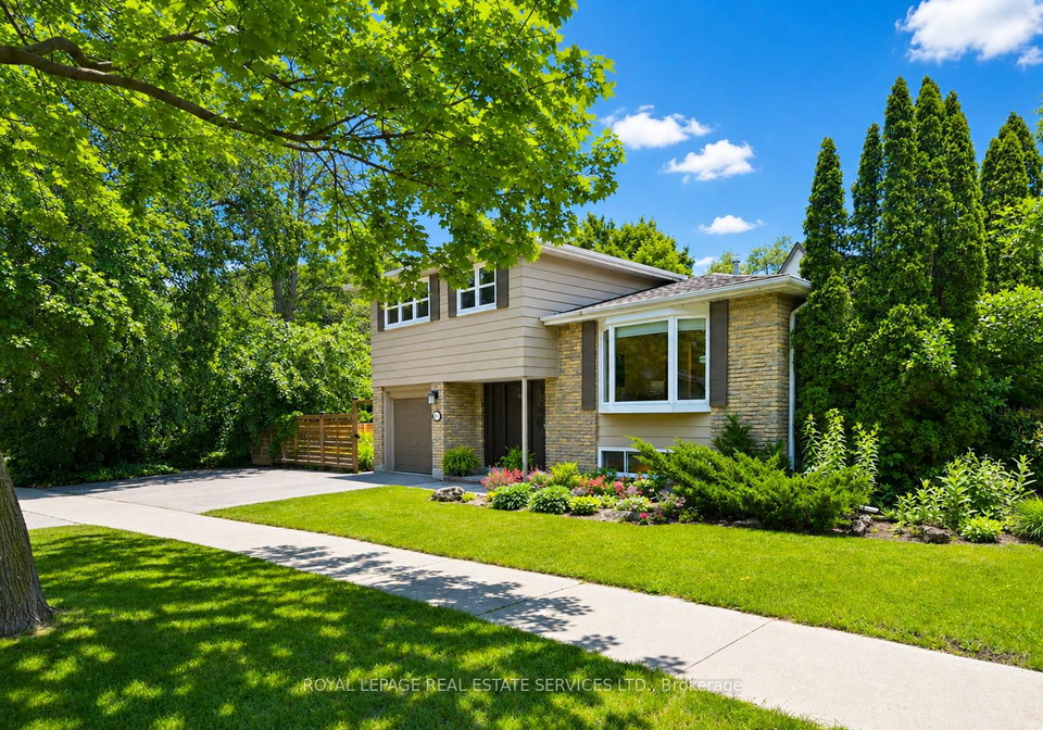 476-maple-avenue-oakville-ontario-w13468390