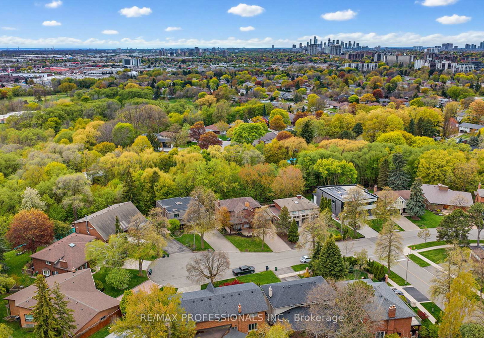26-neilor-crescent-etobicoke-ontario-w13468650