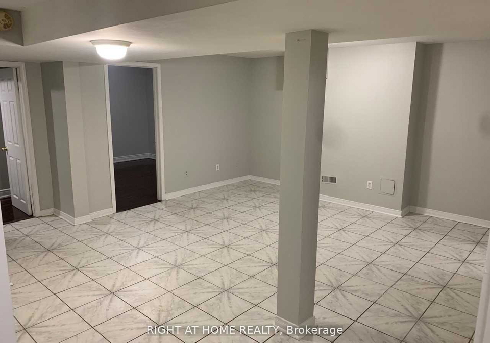 63-toba-crescent-brampton-ontario-w13468706