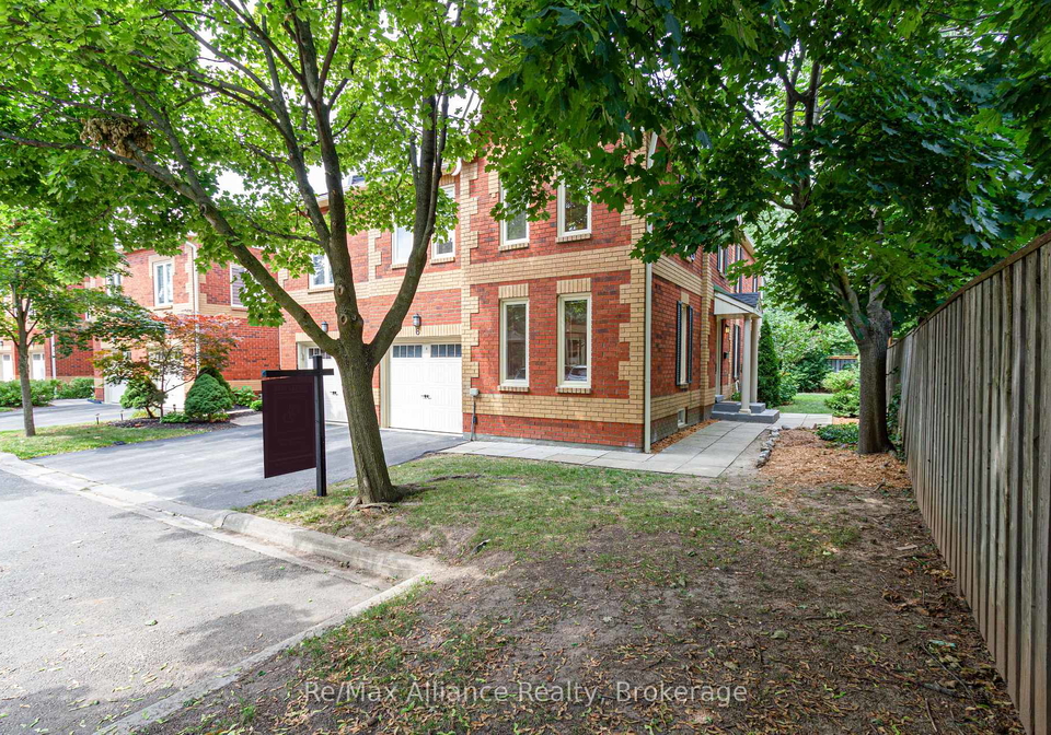 200glenada-crescent-oakville-ontario-w13468772