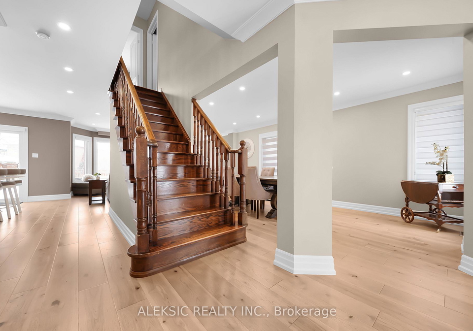 33-hillpath-crescent-brampton-ontario-w13468796
