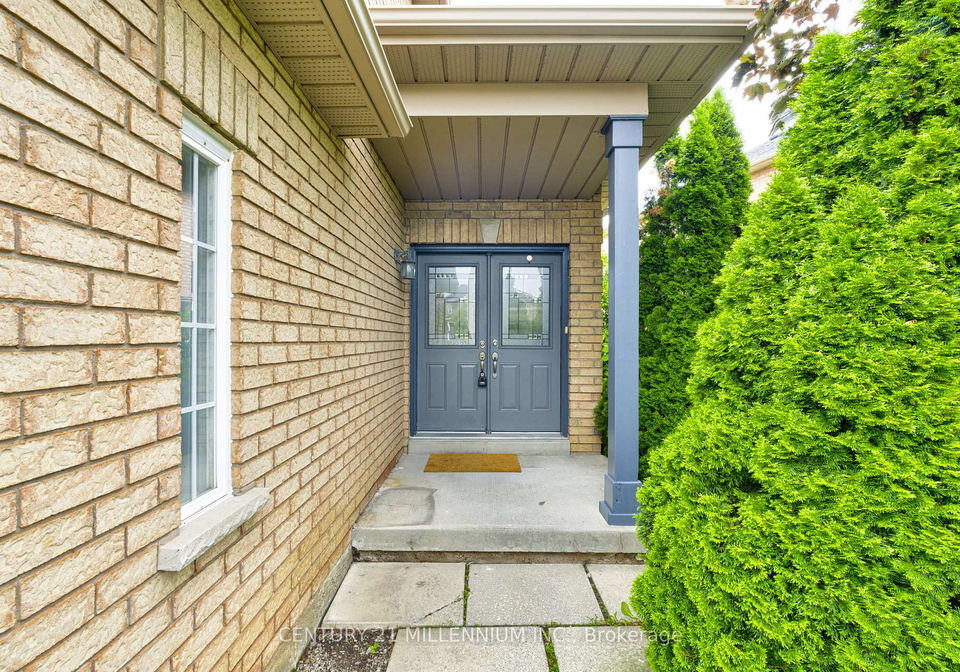 28-silo-court-brampton-ontario-w13468922