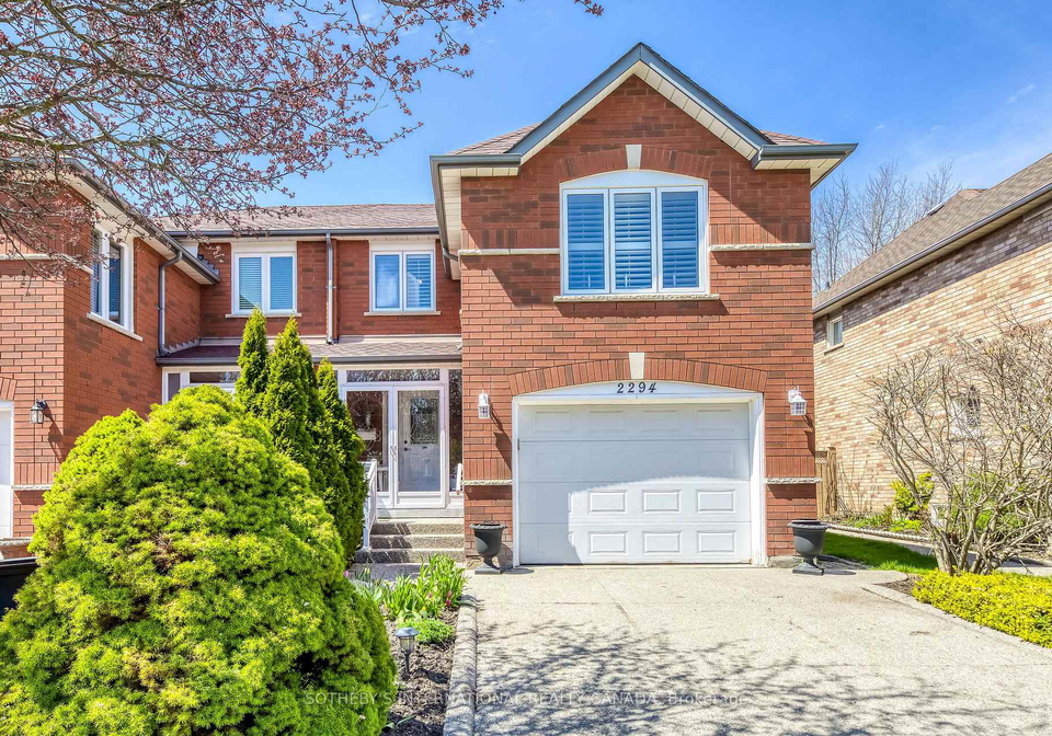 2294-dale-ridge-drive-oakville-ontario-w13469120