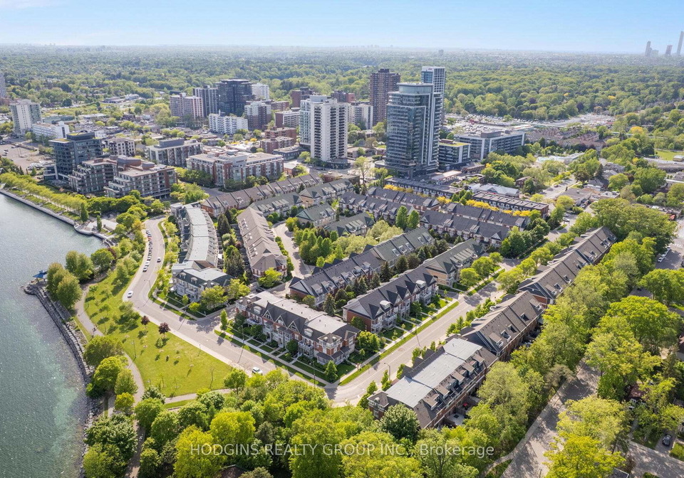 136-st-lawrence-drive-mississauga-ontario-w13469336