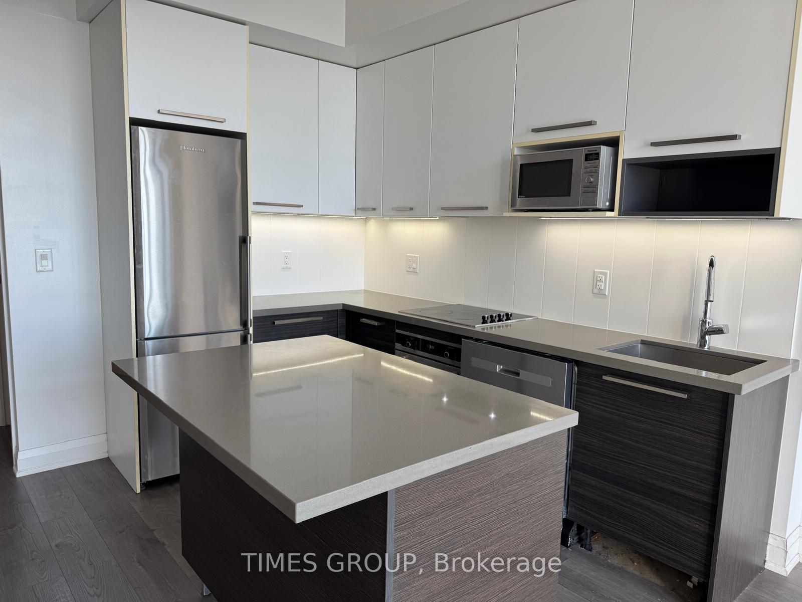36-park-lawn-road-etobicoke-ontario-w13469370