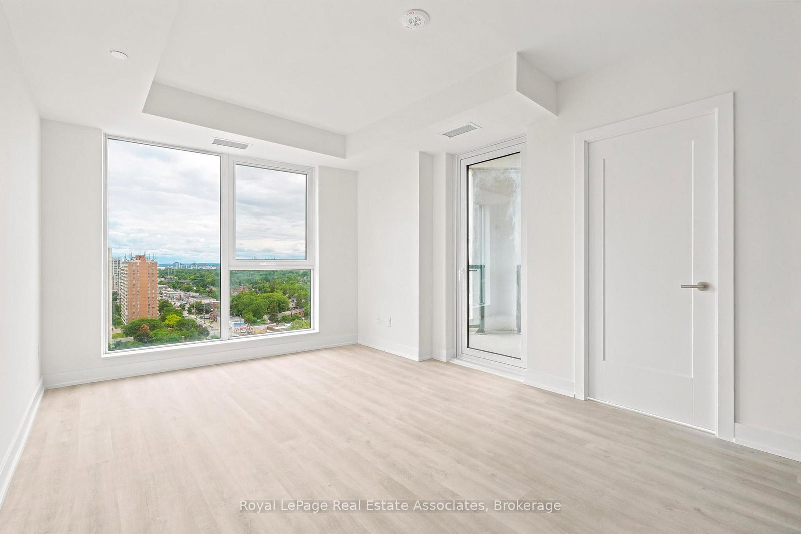 25-cordova-avenue-etobicoke-ontario-w13469392