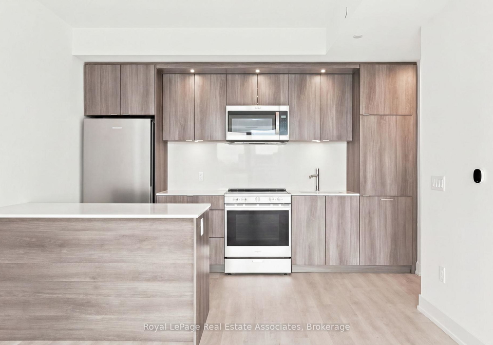 25-cordova-avenue-etobicoke-ontario-w13469392
